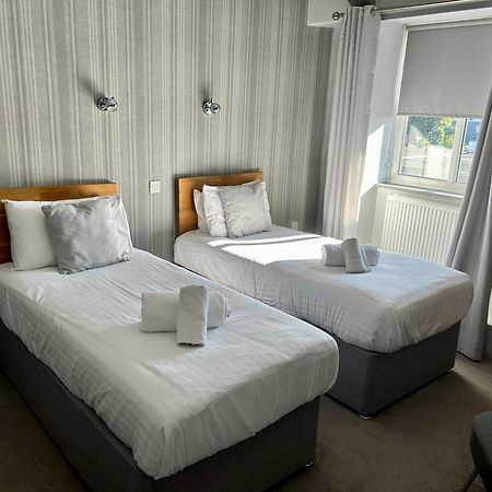 The Valley Hotel, Anglesey ภายนอก รูปภาพ